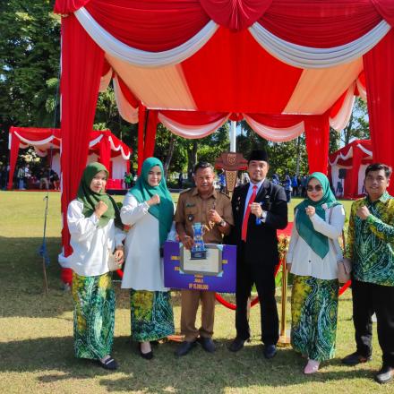 PEMDES BAWAHAN PASAR RESMI MENDAPATKAN JUARA II LOMBA DESA TINGKAT KABUPATEN