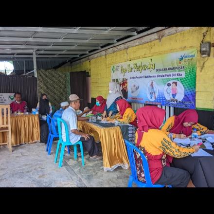 POSBINDU JERANIH PEMERIKSAAN KESEHATAAN & PEMBERIAN OBAT DARI PUSKESMAS MATARAMAN